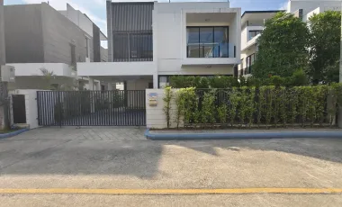 Villa en venta de 5 habitaciones en Thalang, Phuket