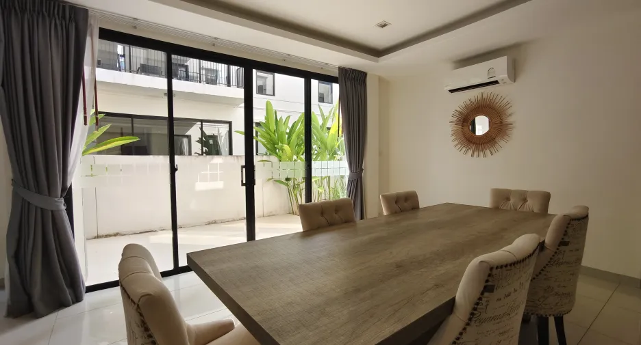 Villa en venta de 5 habitaciones en Thalang, Phuket