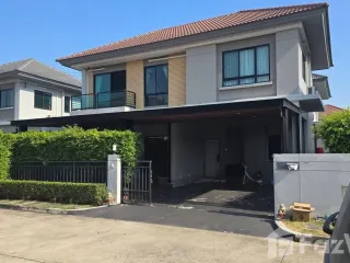 出售 和 出租 3 卧室 独立屋 在 Khan Na Yao, 曼谷