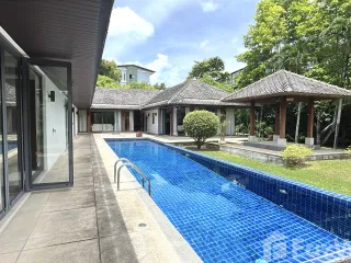 For sale 3 ベッドルーム villa in Mueang Phuket, Phuket