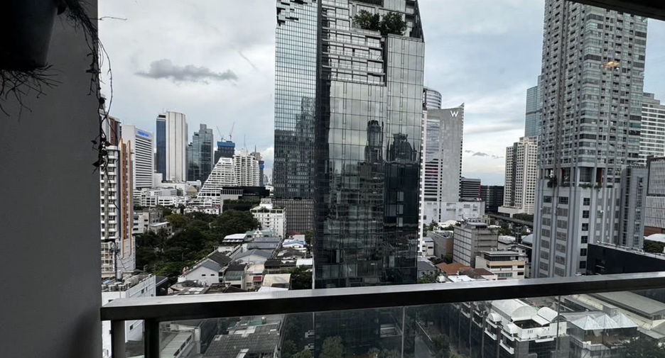 For rent 2 bedrooms condo in Sathon, Bangkok