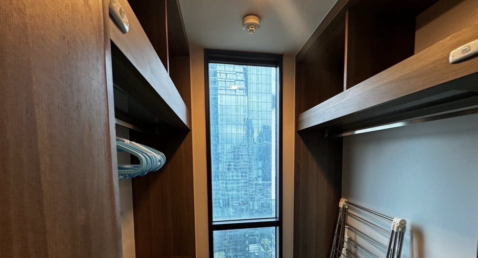 For rent 2 bedrooms condo in Sathon, Bangkok
