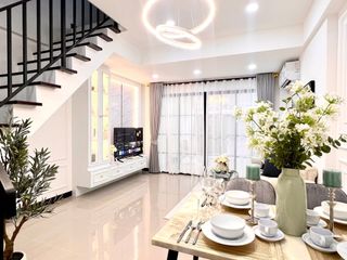 出售 2 卧室 联排别墅 在 Bang Lamung, Chon Buri