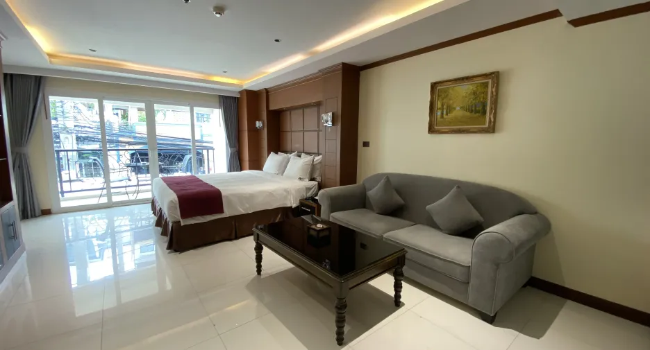 For rent スタジオ condo in Pratumnak, Pattaya