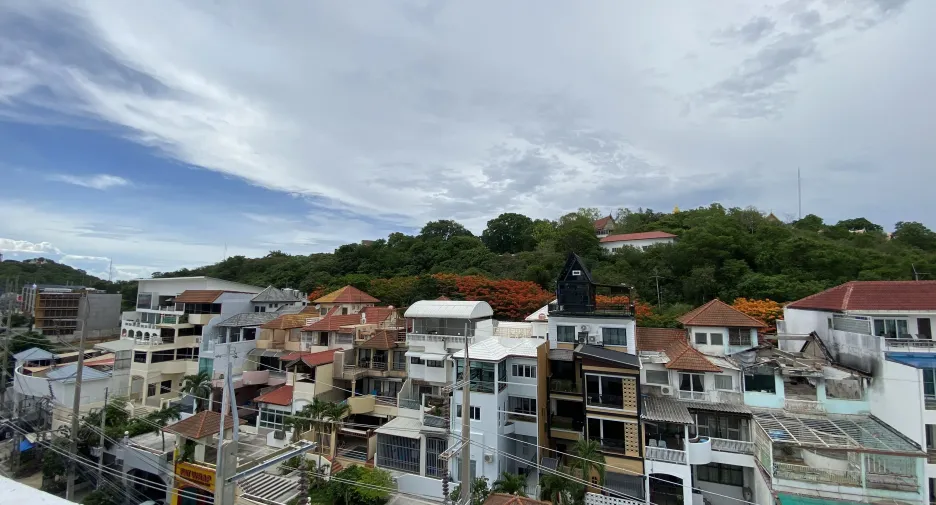 For rent スタジオ condo in Pratumnak, Pattaya