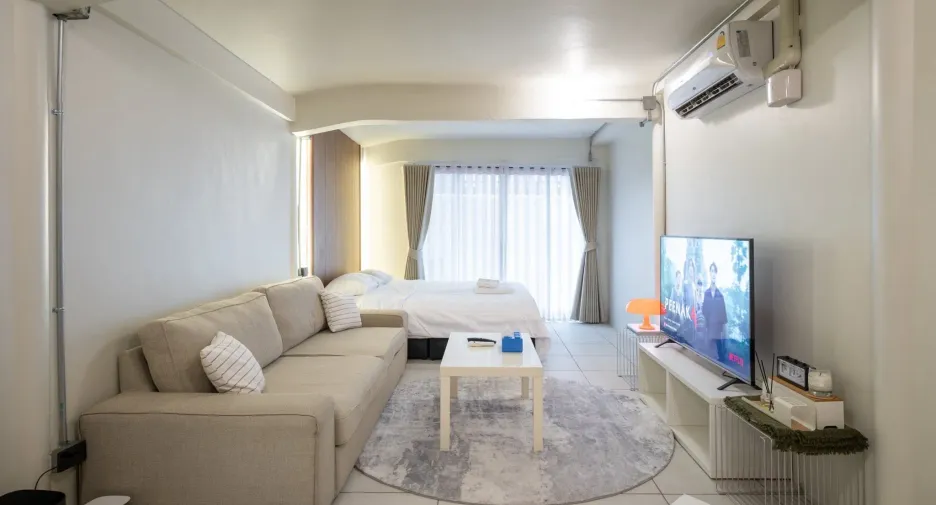 For rent 3 bedrooms house in Bang Kho Laem, Bangkok