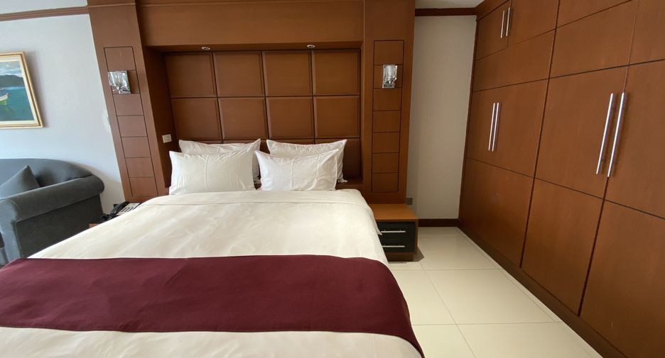 For rent スタジオ condo in Pratumnak, Pattaya