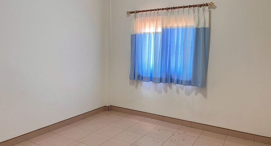 Casa en alquiler de 3 habitaciones en East Pattaya, Pattaya
