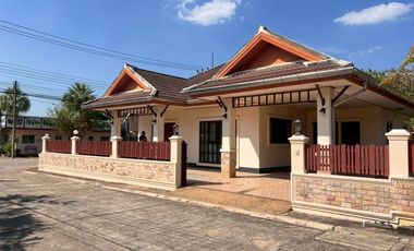 Casa en alquiler de 3 habitaciones en East Pattaya, Pattaya