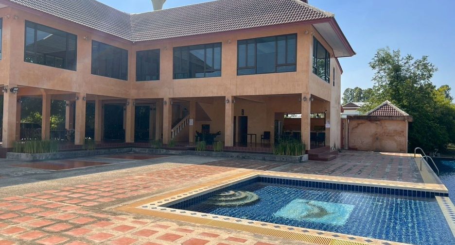 Casa en alquiler de 3 habitaciones en East Pattaya, Pattaya
