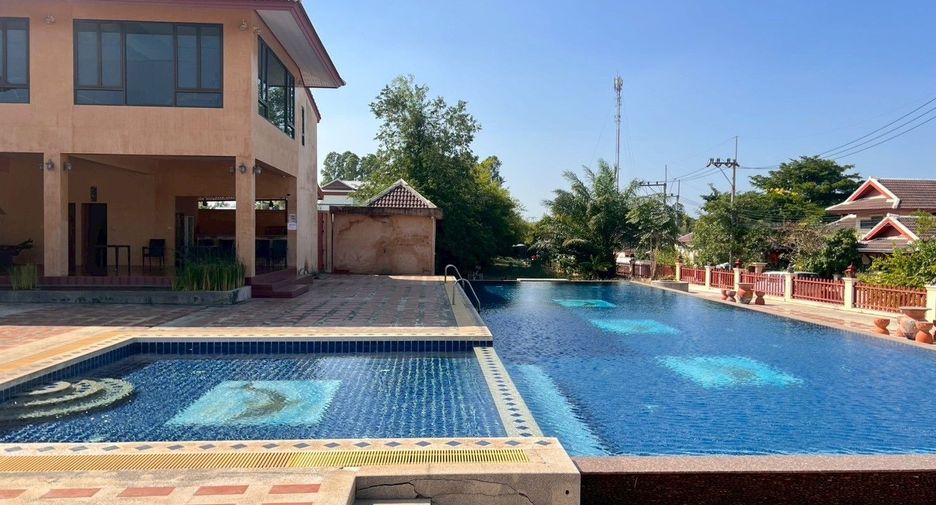 Casa en alquiler de 3 habitaciones en East Pattaya, Pattaya
