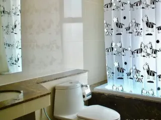 For rent 2 bedrooms condo in Watthana, Bangkok
