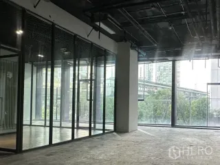 出租 商业空间 在 Khlong Toei, 曼谷