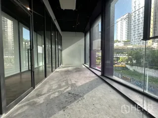 出租 商业空间 在 Khlong Toei, 曼谷