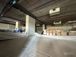 出租 商业空间 在 Khlong Toei, 曼谷