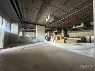 出租 商业空间 在 Khlong Toei, 曼谷