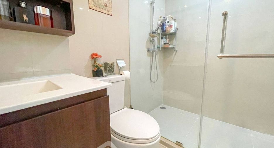 Wohnung zum Kauf mit 2 Zimmer in Khlong San, Bangkok