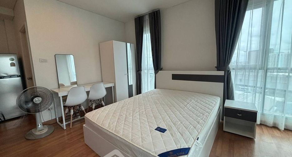 Condo en alquiler de 1 habitaciones en Yan Nawa, Bangkok