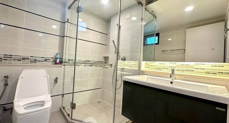 Haus zum Kauf mit 4 Zimmer in Prawet, Bangkok