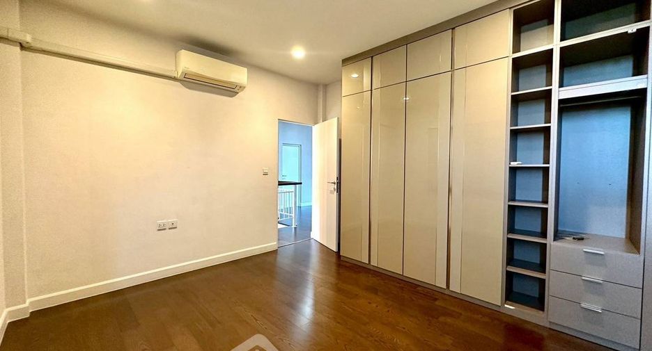 Haus zum Kauf mit 4 Zimmer in Prawet, Bangkok