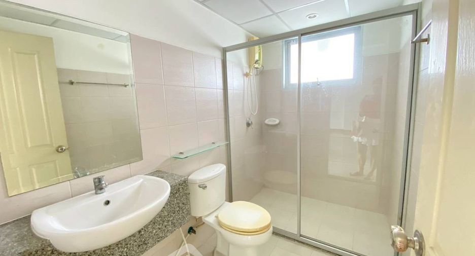 À vendre 2 chambres condo à Chatuchak, Bangkok