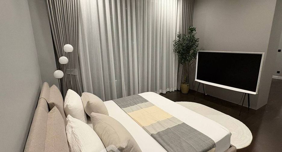 For rent 4 bedrooms house in Suan Luang, Bangkok