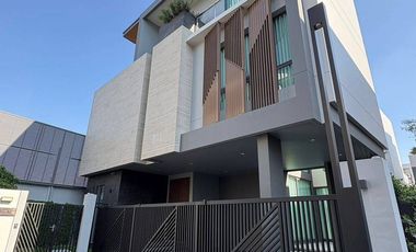 Casa en alquiler de 4 habitaciones en Suan Luang, Bangkok
