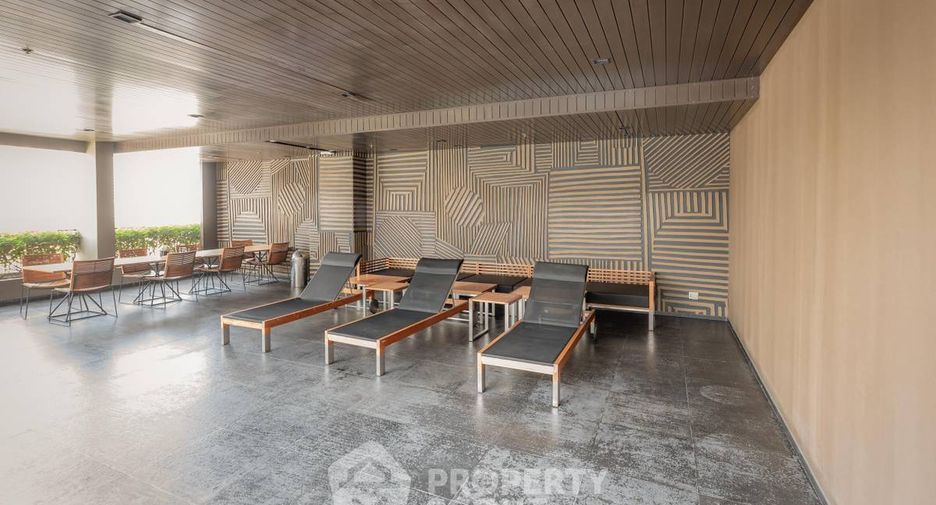 For rent 1 bed condo in Khlong Toei, Bangkok