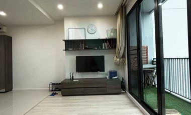 For sale 1 Beds condo in Huai Khwang, Bangkok