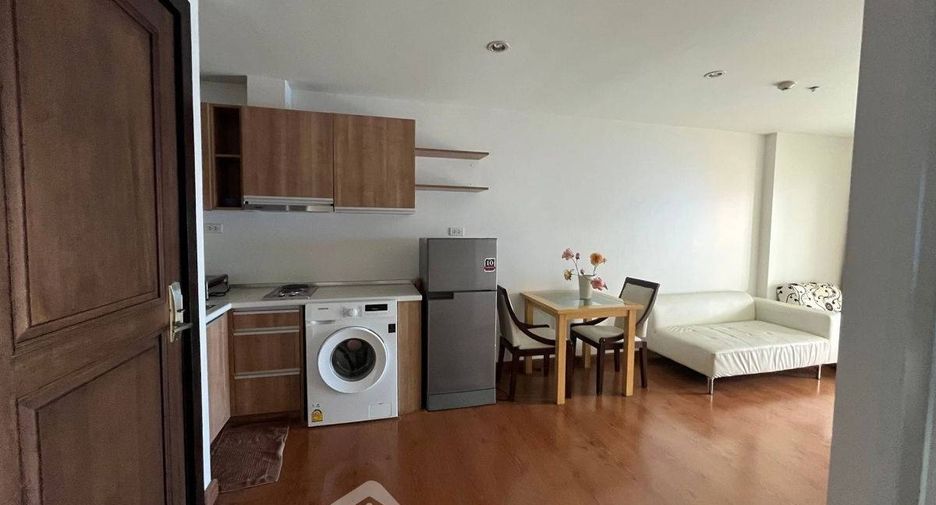 À vendre 1 chambre condo à Phra Khanong, Bangkok
