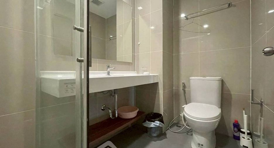 Wohnung zur Miete mit 2 Zimmer in Huai Khwang, Bangkok