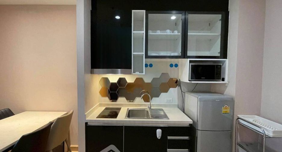 For rent 1 bed condo in Pathum Wan, Bangkok