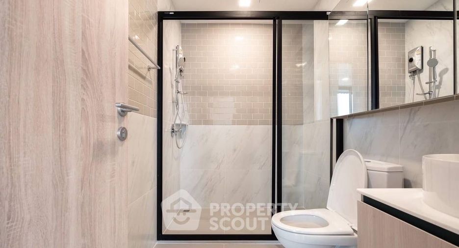 For sale 2 bedrooms condo in Ratchathewi, Bangkok