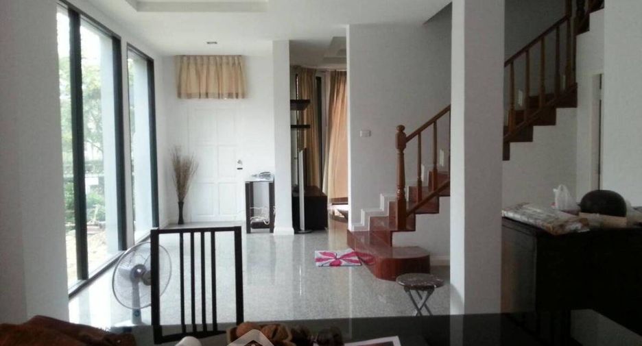 For rent and for sale 4 bedrooms house in Prawet, Bangkok