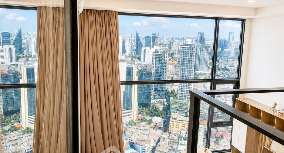For sale 2 ベッドルーム condo in Bang Rak, Bangkok