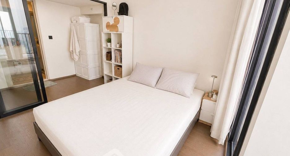 For sale 2 ベッドルーム condo in Bang Rak, Bangkok