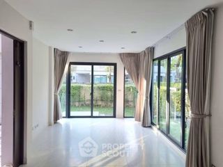 Condo en venta de 4 habitaciones en Prawet, Bangkok