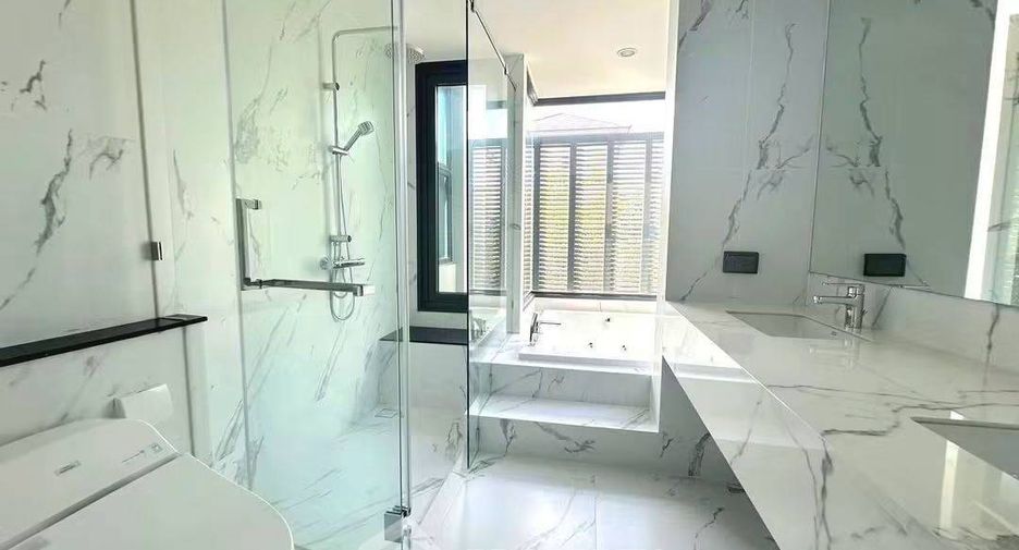 Condo en venta de 4 habitaciones en Prawet, Bangkok