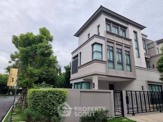 Condo en venta de 4 habitaciones en Prawet, Bangkok
