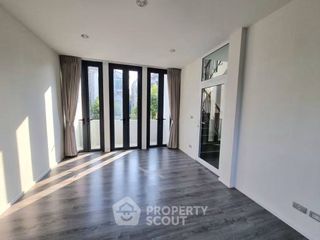 Condo en venta de 4 habitaciones en Prawet, Bangkok
