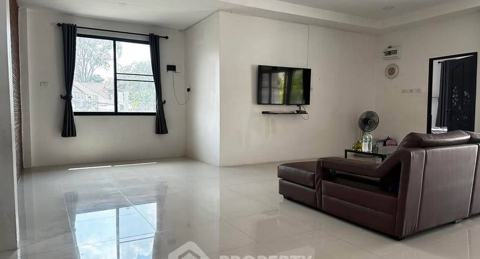 For sale 3 ベッドルーム house in Si Racha, Chonburi