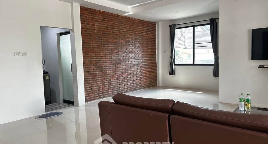 For sale 3 ベッドルーム house in Si Racha, Chonburi