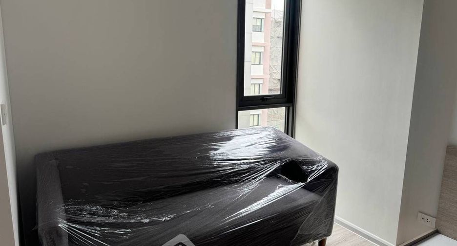 Продажа 1 кровать кондо в Хуаи Кхщанг, Бангкок