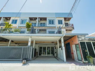 出租 4 卧室 联排别墅 在 Phuket Town, 普吉
