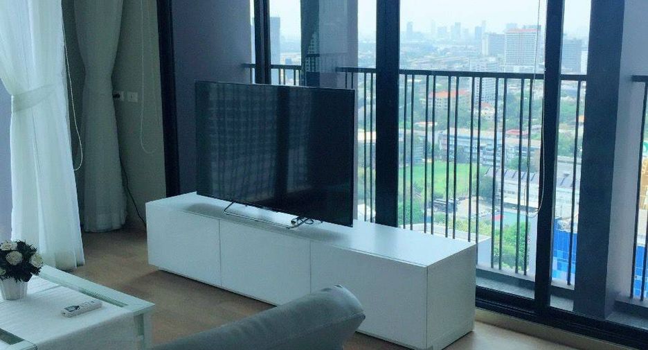 À vendre 1 chambre condo à Khlong Toei, Bangkok