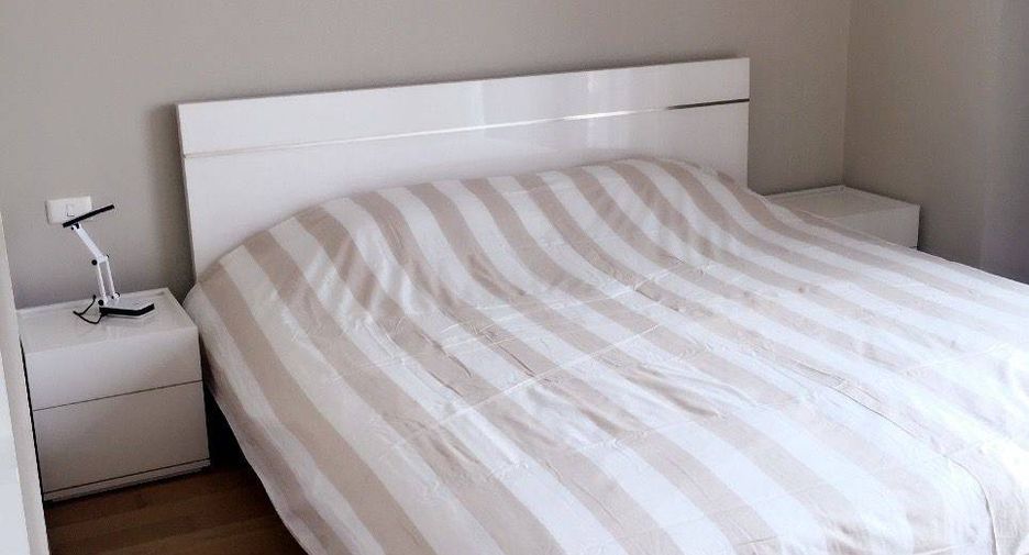 À vendre 1 chambre condo à Khlong Toei, Bangkok