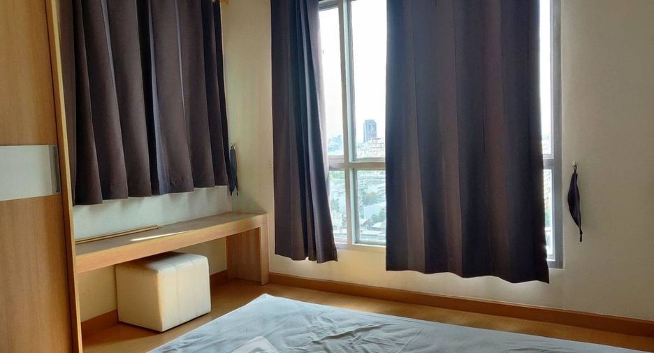 For sale 1 Beds condo in Huai Khwang, Bangkok