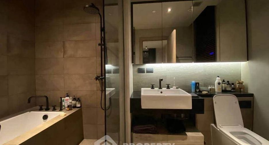 For rent and for sale 2 bedrooms condo in Watthana, Bangkok