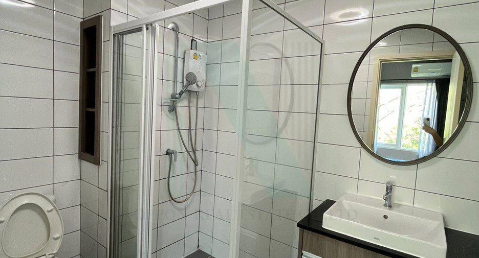 À vendre 1 chambre condo à Huai Khwang, Bangkok