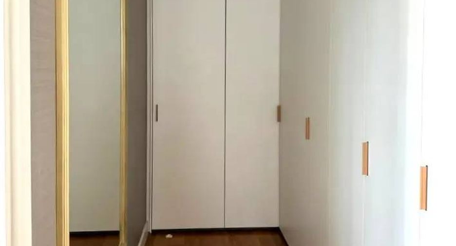 À louer et à vendre 2 chambres condo à Pathum Wan, Bangkok